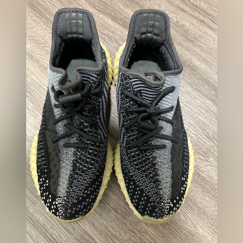 Adidas Yeezy Shoes